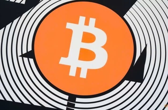 Bitcoin bị cuốn vào làn sóng né tránh rủi ro trên thị trường toàn cầu