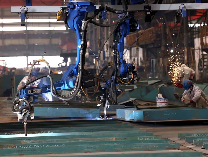 Hàn Quốc, Nhật Bản tăng tốc ứng dụng robot trong ngành đóng tàu