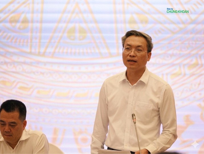 Thiếu tướng Nguyễn Quốc Toản, Chánh văn phòng, Người Phát ngôn Bộ Công an trả lời tại Họp abso Chính phủ chiều 3/9 - Ảnh: M. Minh