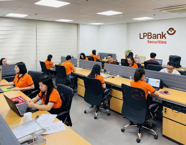 Chứng khoán LPS duyệt chi gần 123 tỷ đồng đầu tư vào Sacom Life