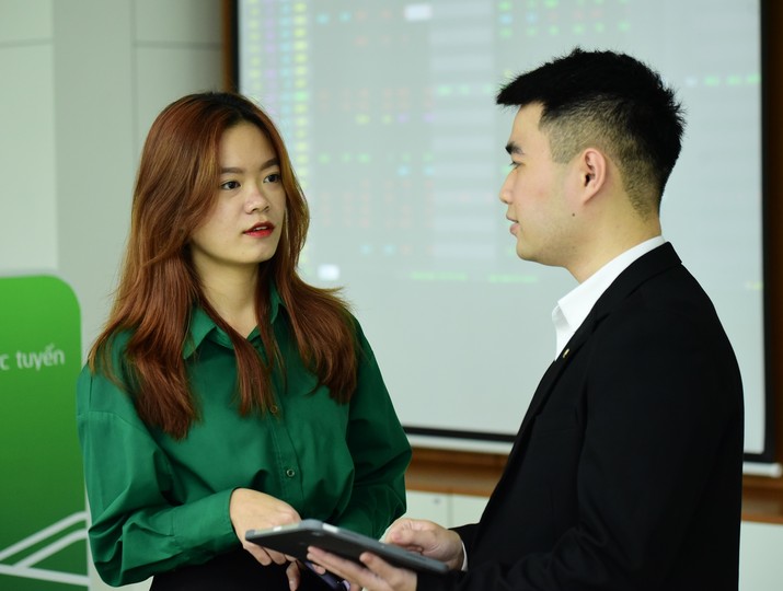 “Mua trước tin”: Dòng tiền sẽ tìm đến đâu?
