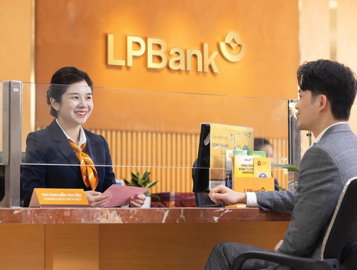 LPBank (LPB) chi gần 9.000 tỷ đồng cổ tức 
