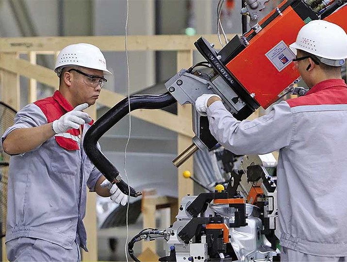 VIS Rating: 4 yếu tố định hình môi trường kinh doanh Việt Nam năm 2026