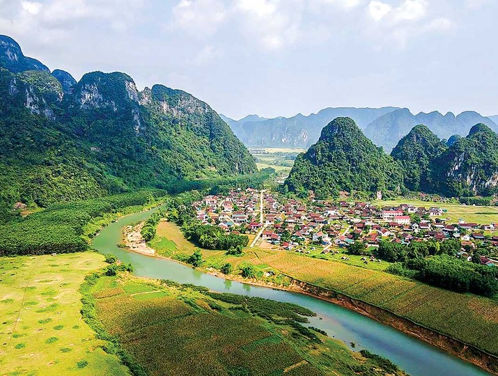 Du hành qua 5 ngôi làng du lịch tốt nhất thế giới của Việt Nam 