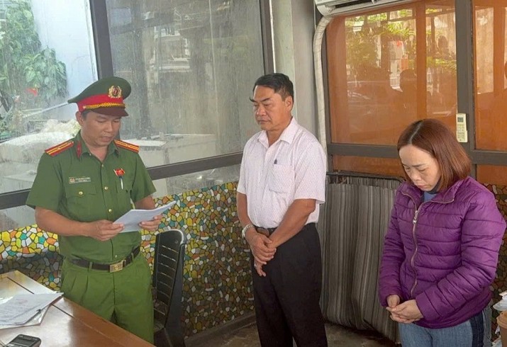 Ông Nguyễn Hữu Thạch (phường Liên Chiểu, Đà Nẵng), Giám đốc Công ty TNHH Quốc Việt New bị khởi tố điều tra về hành vi mua trái phép hóa đơn giá trị gia tăng. Ảnh: C.A Đà Nẵng 