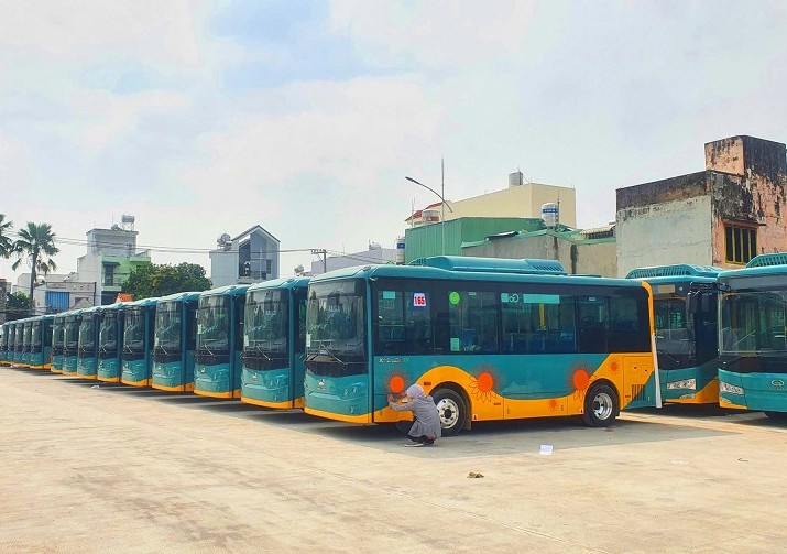 Nhiều tuyến xe buýt tại TP.HCM đã chuyển sang dùng xe buýt điện - Ảnh: Lê Toàn