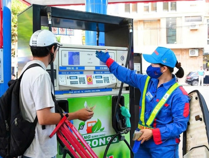 Chính phủ yêu cầu chủ động giải pháp ứng phó linh hoạt, bảo đảm an ninh năng lượng quốc gia, cung ứng đầy đủ điện, xăng dầu trong mọi tình huống 