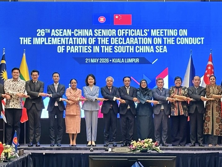 ASEAN và Trung Quốc bàn thúc đẩy COC, tăng hợp tác khu vực 