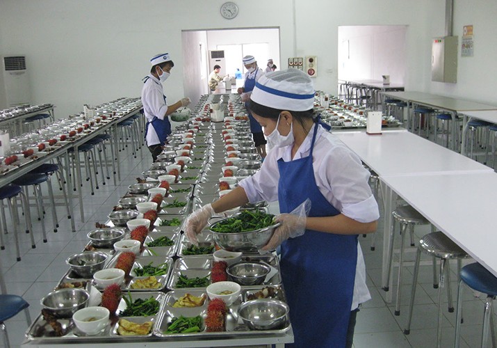 TP.HCM vẫn chưa thể ủy quyền cấp Giấy chứng nhận cơ sở đủ điều kiện an toàn thực phẩm đối với hộ kinh doanh dịch vụ ăn uống