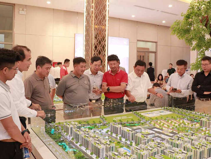 Dự thảo Luật Kinh doanh bất động sản (sửa đổi) đề xuất thay đổi cách tiếp cận đối với điều kiện đưa bất động sản hình thành trong tương lai vào kinh doanh. Theo đó, Luật chỉ quy định các nguyên tắc và nội dung mang tính ổn định, có giá trị lâu dài. Ảnh: TT