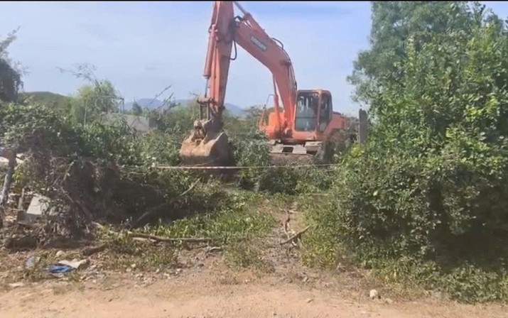 UBND xã Vạn Hưng đã hoàn thành 100% công tác giải phóng mặt bằng Dự án Khu Công nghiệp Dốc Đá Trắng vào ngày 29/7. 