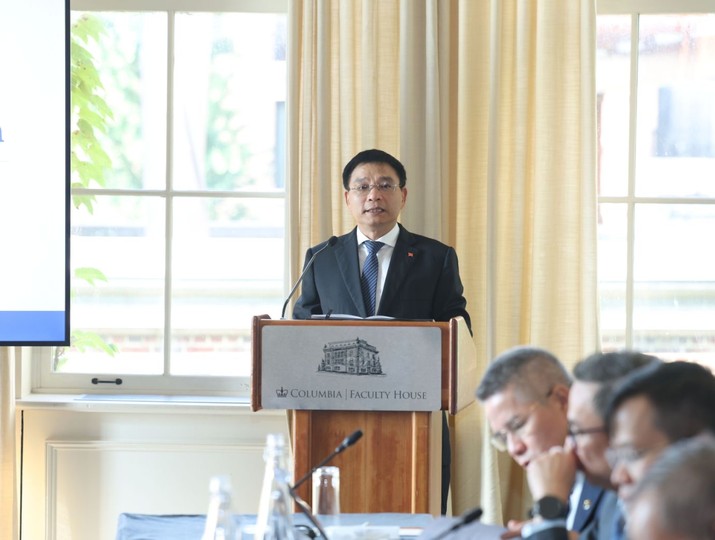 Phó Thủ tướng Chính phủ Nguyễn Văn Thắng phát biểu tại hội nghị.
