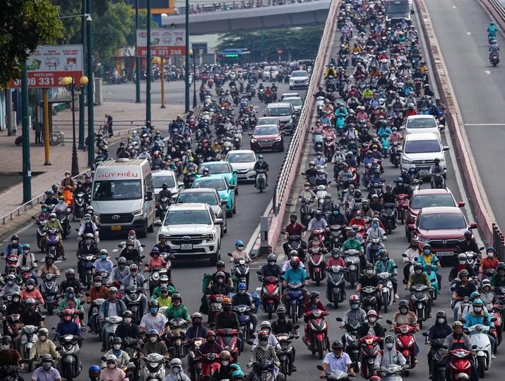 TP.HCM có khoảng 11,5 triệu xe mô tô, xe gắn máy và khoảng 1,2 triệu ô tô các loại.