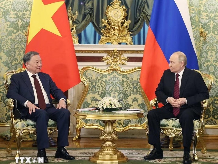 Ngày 10/5/2025 (giờ địa phương), tại Điện Kremlin, thủ đô Moskva, Tổng Bí thư Tô Lâm đã hội đàm với Tổng thống Vladimir Putin trong khuôn khổ chuyến thăm chính thức Liên bang Nga và tham dự Lễ kỷ niệm 80 năm Ngày Chiến thắng trong Chiến tranh Vệ quốc vĩ đại. (Ảnh: Thống Nhất/TTXVN)