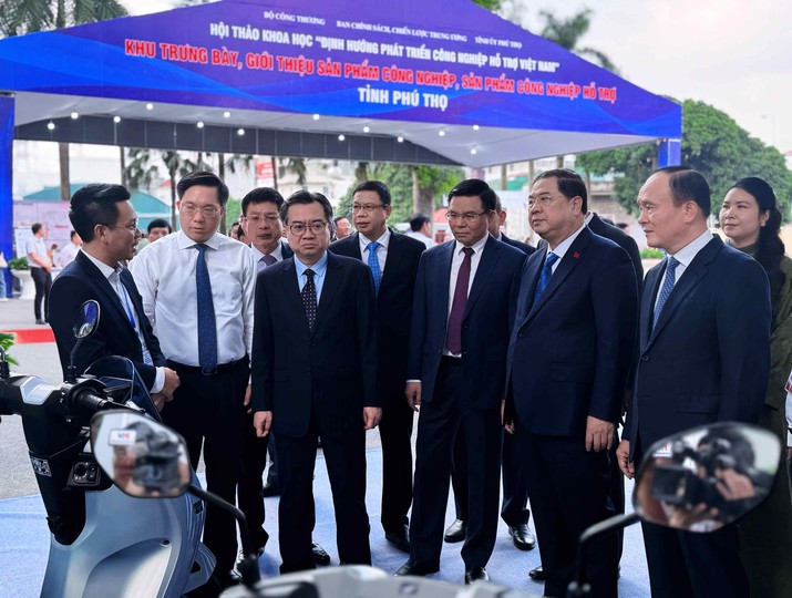Công nghiệp hỗ trợ Việt Nam cần chuyển từ nội địa hóa sản phẩm sang làm chủ giá trị 