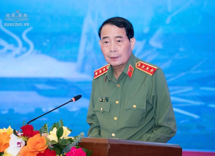 Thứ trưởng Bộ Công an Lê Quốc Hùng phát biểu tổng kết Hội thảo - Ảnh: QH.