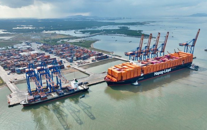 Lĩnh vực logistics nằm trong nhóm ngành được UBND TP.HCM đề xuất hỗ trợ ưu đãi - Ảnh: Q.A