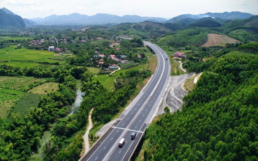 Kiến nghị siết chặt việc xét duyệt miễn, giảm phí trên cao tốc Bắc Giang - Lạng Sơn