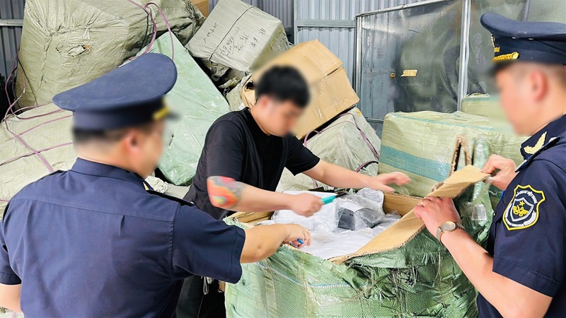 Chỉ 1 ngày ra quân, bắt gần 15.000 sản phẩm vi phạm sở hữu trí tuệ
