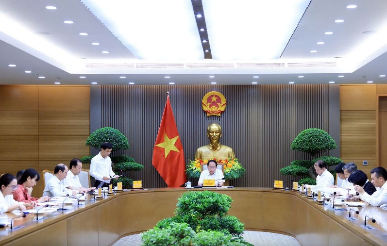 Rà soát văn bản quy phạm pháp luật thực chất, có phản biện, có đối chiếu với thực tiễn