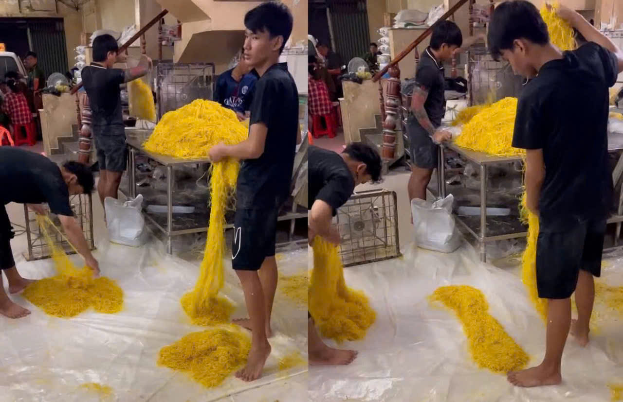 TP.HCM: Triệt phá "hang ổ" sản xuất mì trộn hóa chất đã hoạt động hơn 10 năm