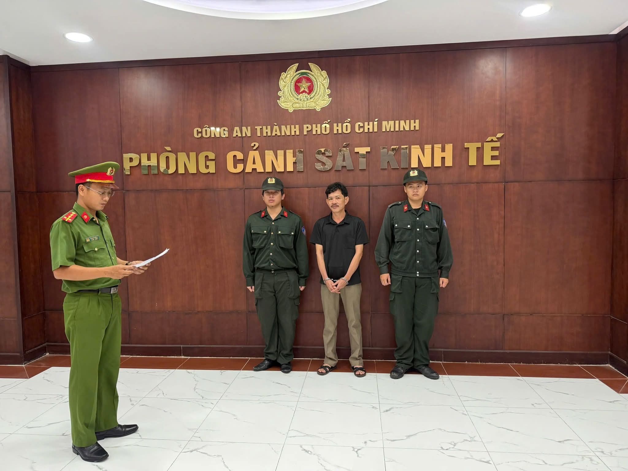 TP.HCM: Bắt Giám đốc Công ty CP Tư vấn đầu tư thương mại Cửu Long