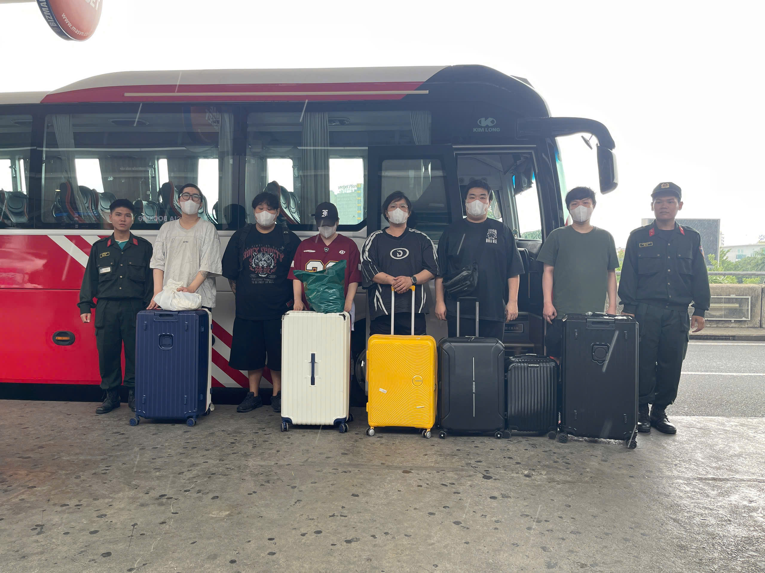 TP.HCM: Trục xuất nhóm người nước ngoài nghi lập ổ nhóm lừa đảo online