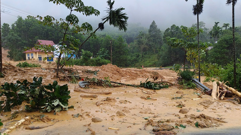 Chủ tịch Đà Nẵng yêu cầu kịp thời di dời người dân ra khỏi vùng nguy hiểm