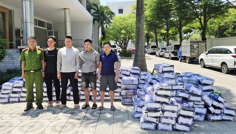 Đà Nẵng triệt phá 2 vụ buôn bán khí cười, thu giữ hơn 800 bình N2O