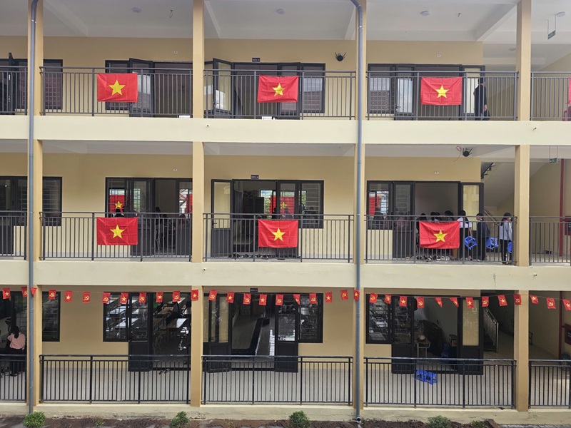 Chậm tiến độ 4 trường học, Chủ tịch Quảng Ngãi yêu cầu chủ đầu tư kiểm điểm