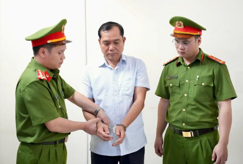 Bắt Phó chủ tịch phường Phúc Yên trong vụ “xã hội đen” núp bóng doanh nghiệp