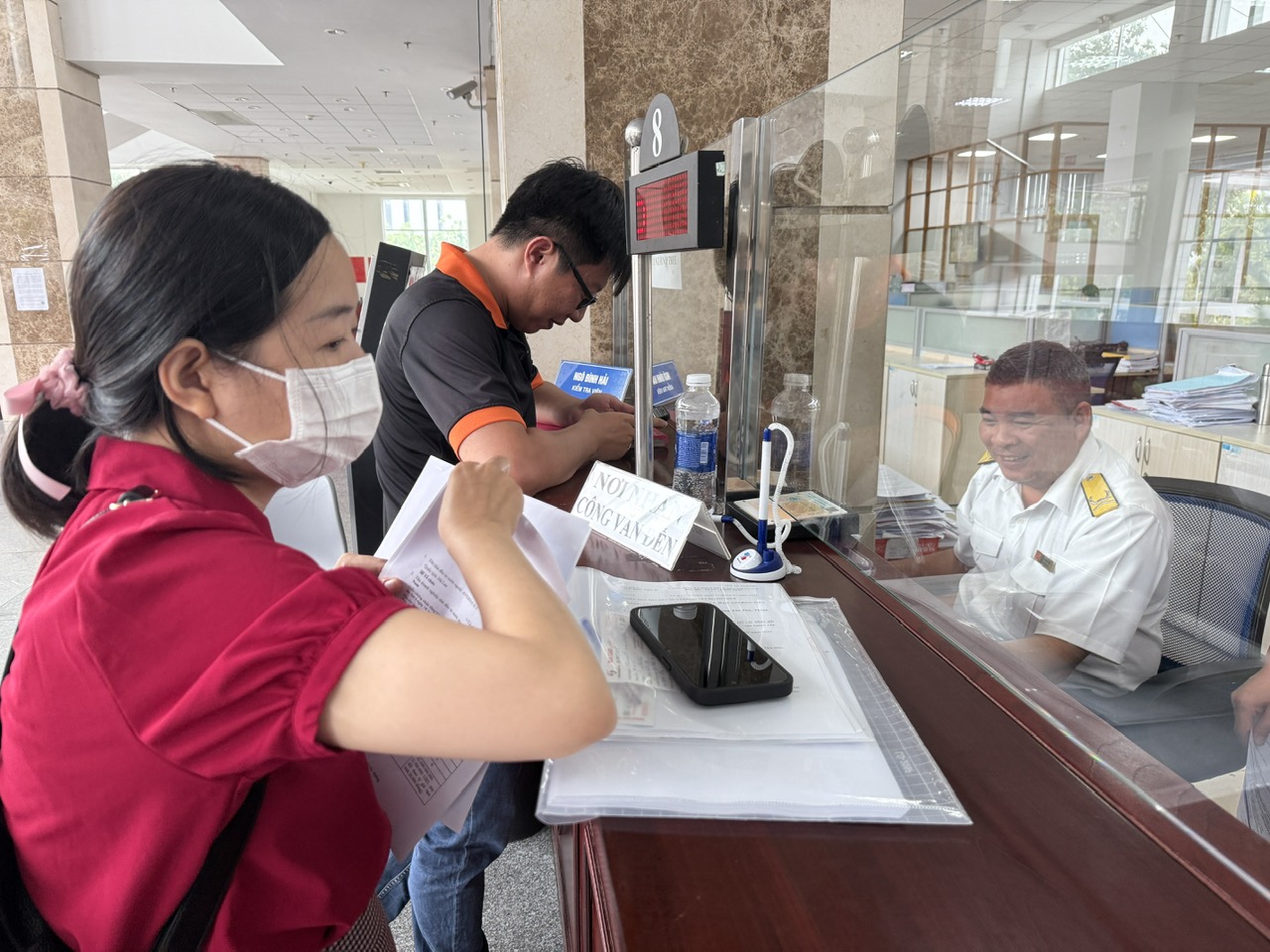 Thuế TP.HCM công khai 2.131 người nộp thuế còn nợ hơn 11.177 tỷ đồng