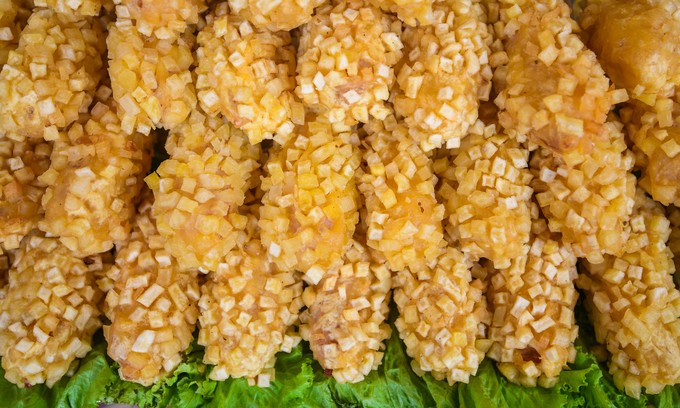 Những món ăn và trò chơi hút khách ở hội chợ du lịch ảnh 3