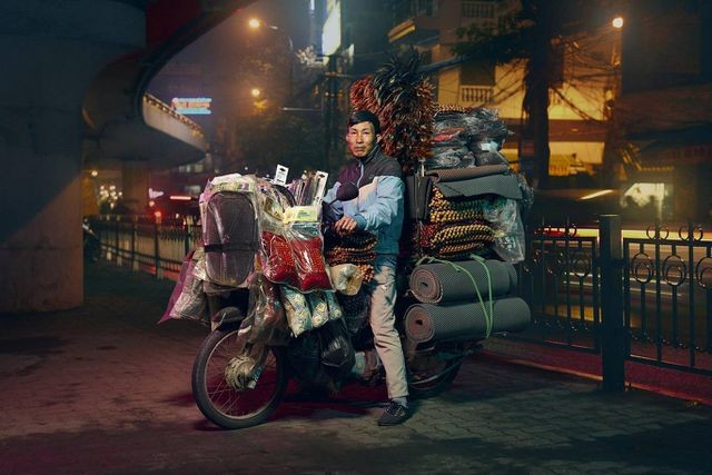 Phóng viên nước ngoài choáng trước những “siêu xe” trên đường phố Hà Nội ảnh 2