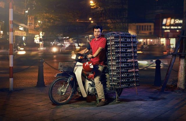Phóng viên nước ngoài choáng trước những “siêu xe” trên đường phố Hà Nội ảnh 7