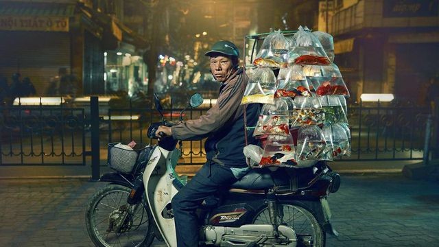 Phóng viên nước ngoài choáng trước những “siêu xe” trên đường phố Hà Nội ảnh 8