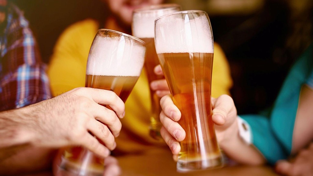 Điều thú vị ở quốc gia người dân uống bia mọi lúc mọi nơi ảnh 4
