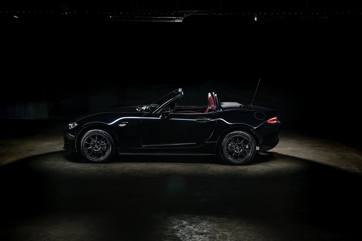 Chiêm ngưỡng phiên bản giới hạn của dòng xe huyền thoại Mazda MX-5 ảnh 1