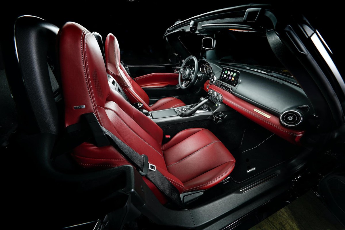 Chiêm ngưỡng phiên bản giới hạn của dòng xe huyền thoại Mazda MX-5 ảnh 6