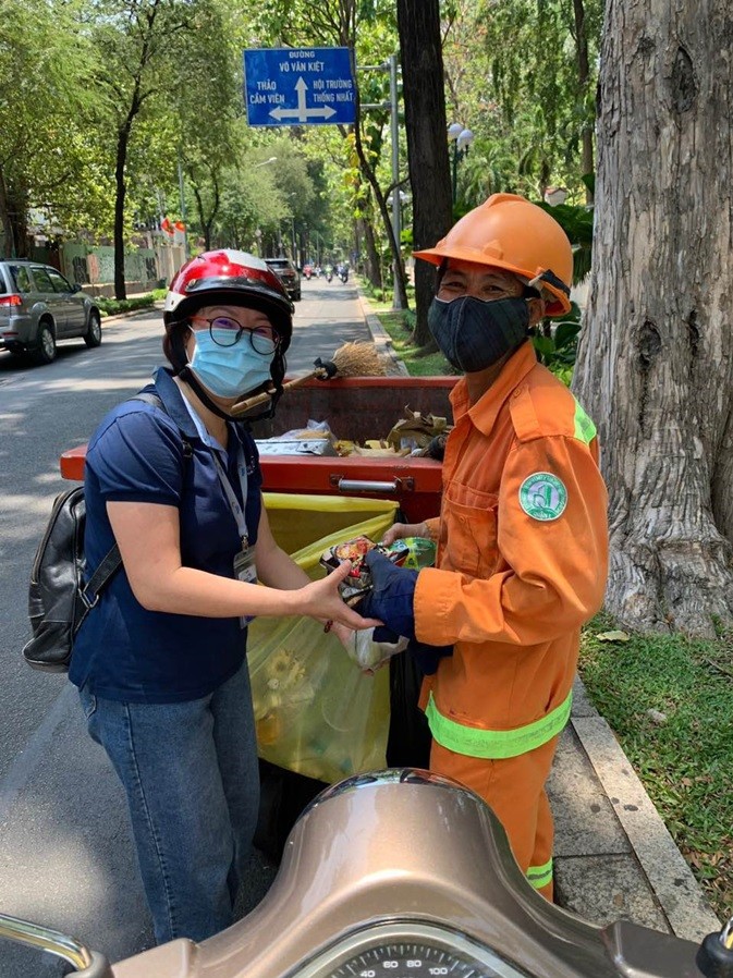 Masan Consumer trao tặng 10.000 phần quà cho công nhân các khu công nghiệp tại TP.HCM ảnh 2