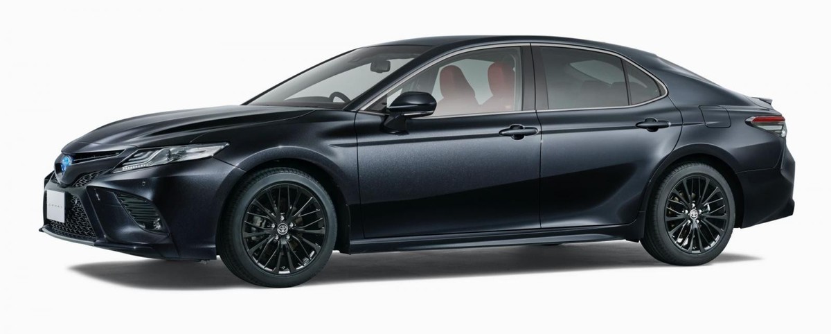 Toyota giới thiệu Camry Black Edition - phiên bản đặc biệt kỷ niệm 40 năm ảnh 2
