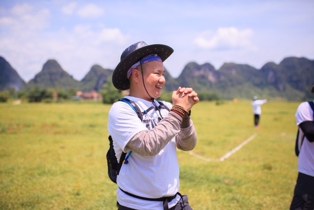 Chèo thuyền vượt sông, chạy đua xuyên hang động Tú Làn ảnh 3