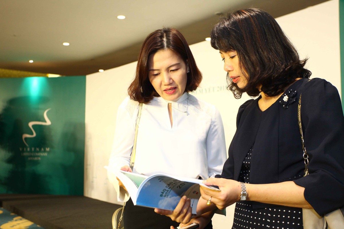 Những hình ảnh ấn tượng tại lễ trao giải Cuộc bình chọn Doanh nghiệp niêm yết năm 2018 ảnh 16