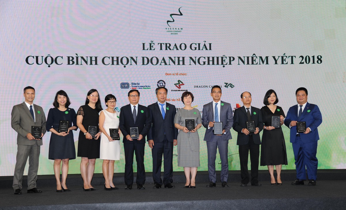Những hình ảnh ấn tượng tại lễ trao giải Cuộc bình chọn Doanh nghiệp niêm yết năm 2018 ảnh 6