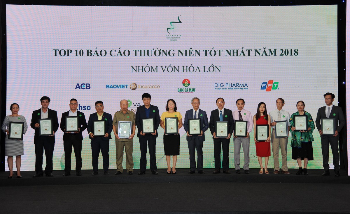 Những hình ảnh ấn tượng tại lễ trao giải Cuộc bình chọn Doanh nghiệp niêm yết năm 2018 ảnh 7