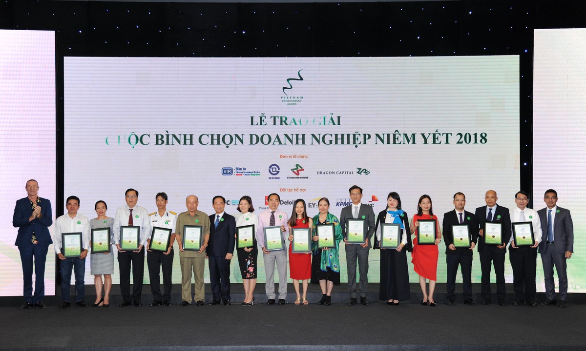 Những hình ảnh ấn tượng tại lễ trao giải Cuộc bình chọn Doanh nghiệp niêm yết năm 2018 ảnh 8