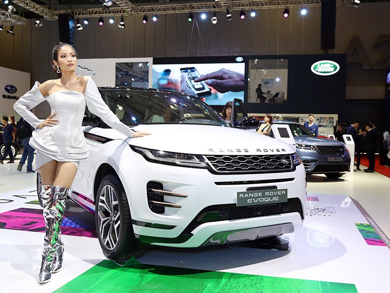 Vietnam Motor Show 2019: Cận cảnh “tân binh” Range Rover Evoque 2020 nhà Land Rover ảnh 1