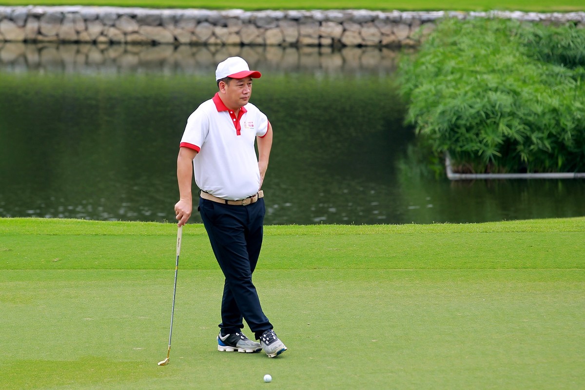Những khoảnh khắc đẹp tại giải Golf Doanh nhân trẻ toàn quốc năm 2019 ảnh 2