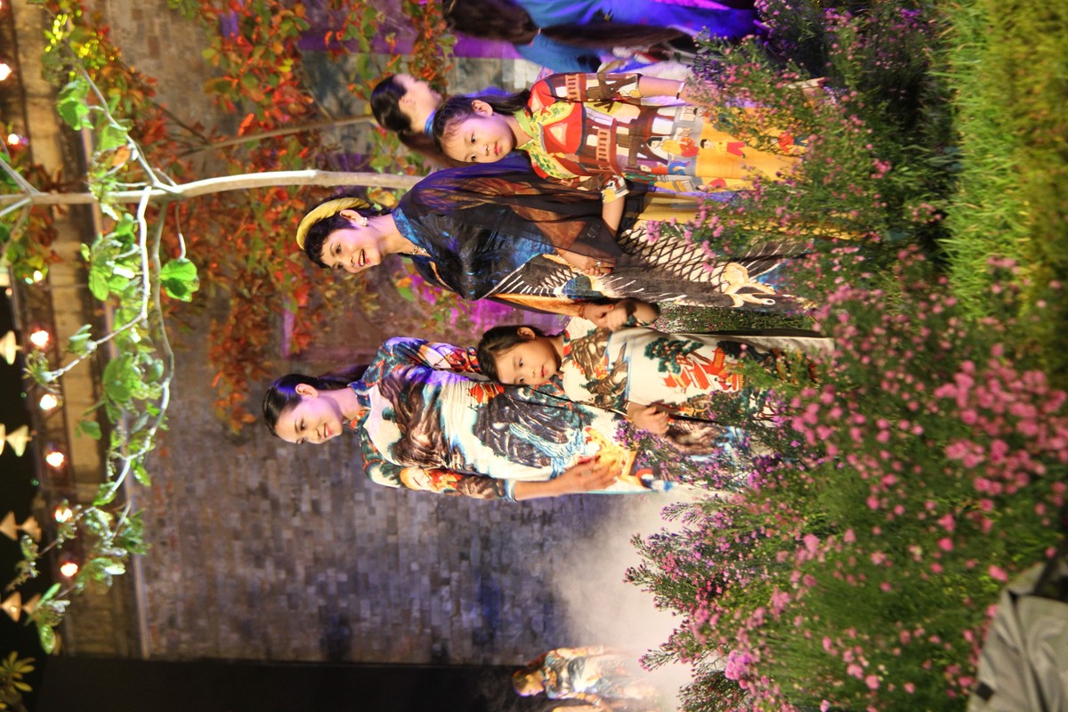 Duyên dáng áo dài ảnh 5