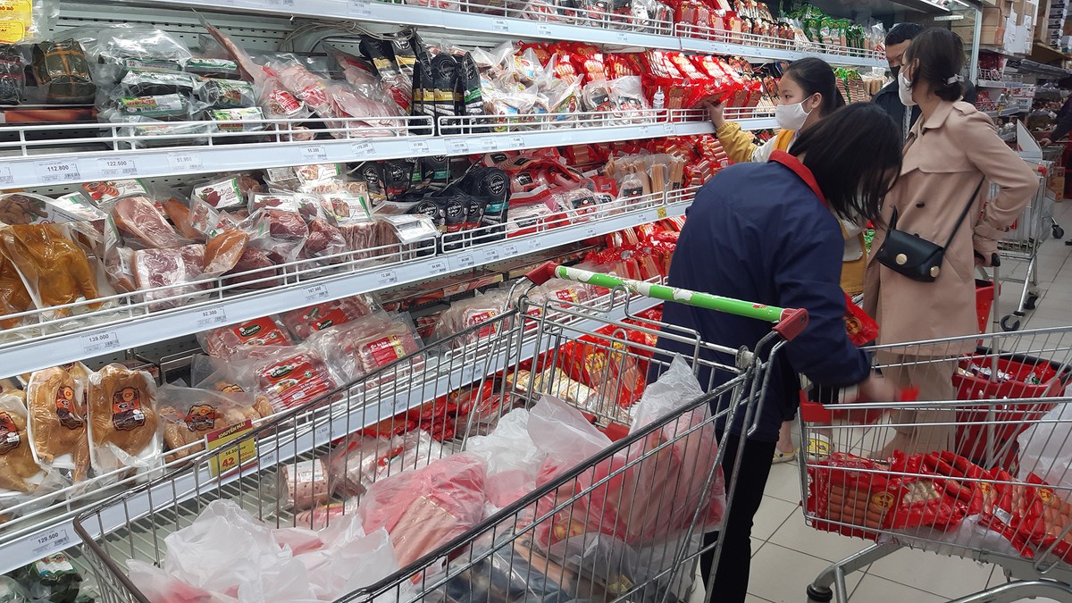 Siêu thị dồi dào mặt hàng đáp ứng nhu cầu khách hàng ảnh 9